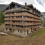 Un Hiver A Courchevel - Ski In Ski Out
