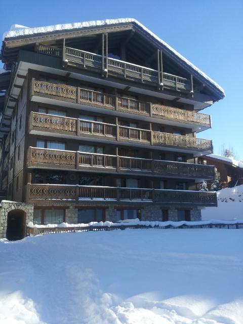 Un Hiver A - In Out *